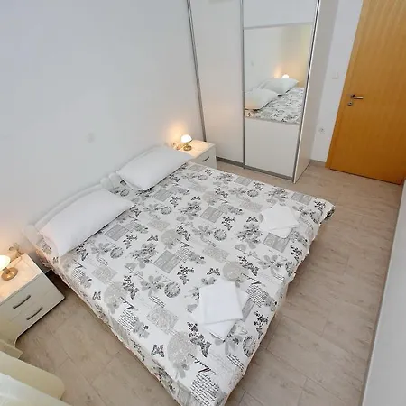 Appartamento Robert Zara