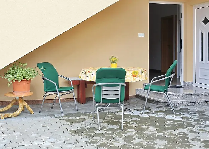 Robert 公寓 扎达尔